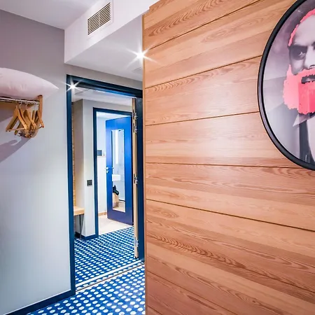 Ibis Styles 3* אלברטוויל