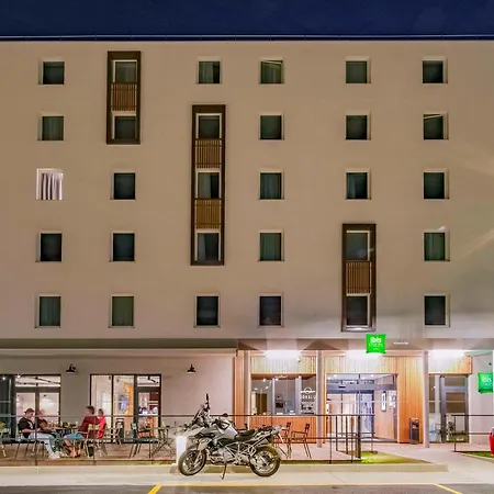 Ibis Styles