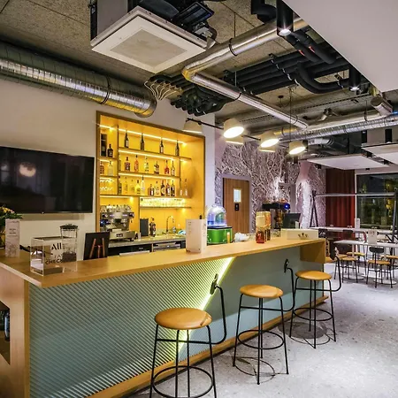 Ibis Styles 3*